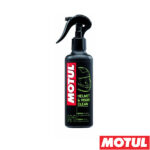Motul M1 Helmet & Visor Cleaner (250ml)